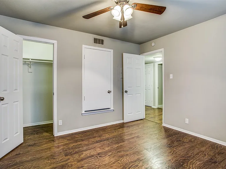 3825 Camelot St #A — Photo 10
