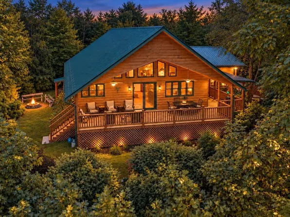 2276 Deep Gap Rd, Bryson City, NC 28713