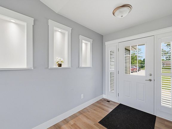 3rd image of 10985 Phal Rd