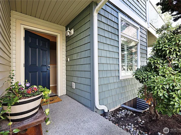 1031 61st St SE #106, Auburn, WA 98092