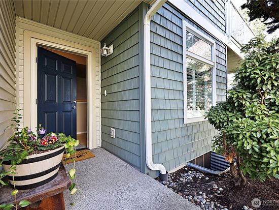 1031 61st St SE #106, Auburn, WA 98092