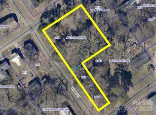 3 Catawba Ave, Great Falls, SC 29055