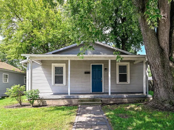 321 E Monroe St, Fortville, IN 46040