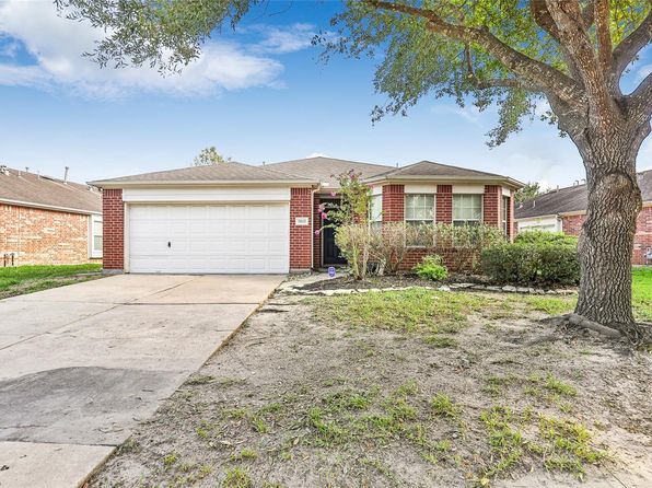 2822 Foster Hill Dr