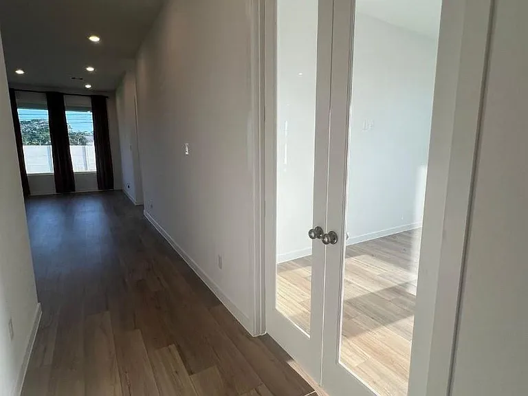4045 Centennial Ridge Dr — Photo 3