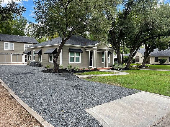 New driveway & sidewalk