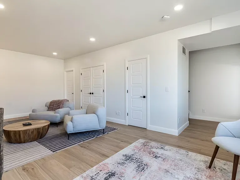 3555 N Creekside Way — Photo 6