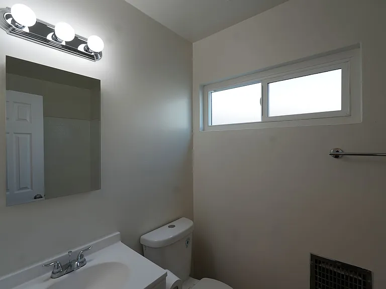 7808 2nd St — Photo 14