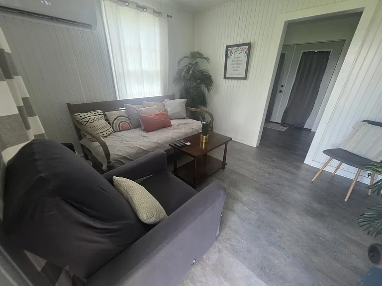 116 Loop St — Photo 7
