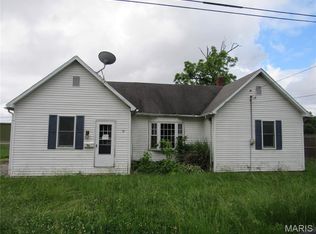 806 E Washington Ave, Greenville, IL 62246