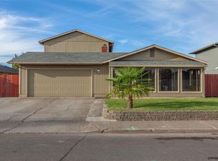 4729 Mall Ct NE, Salem, OR 97305