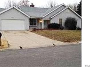 29 Carriage Way W, Saint Peters, MO 63376