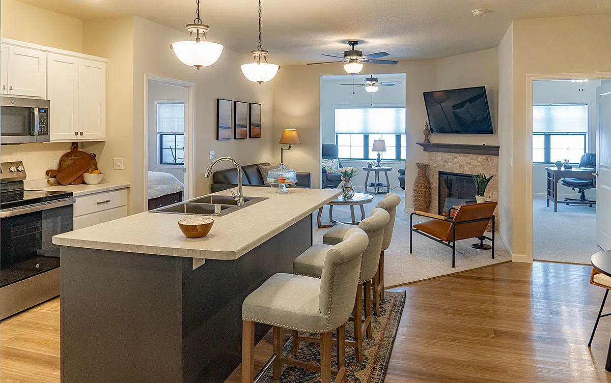 2 bed, 1150 sqft, $2,420 — Photo 2