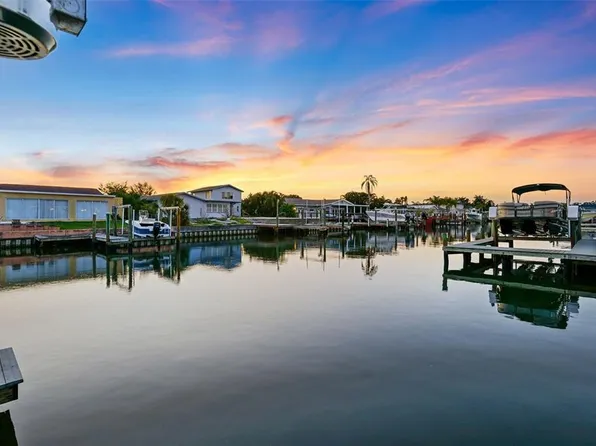 3912 Doral Dr, Rocky Point, FL 33634