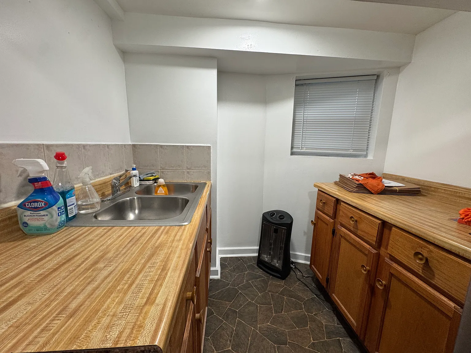 Studio, 400 sqft, $1,200 — Photo 4