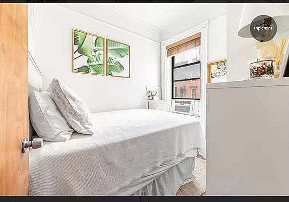 1st image of 270 Bleecker St Floor 3