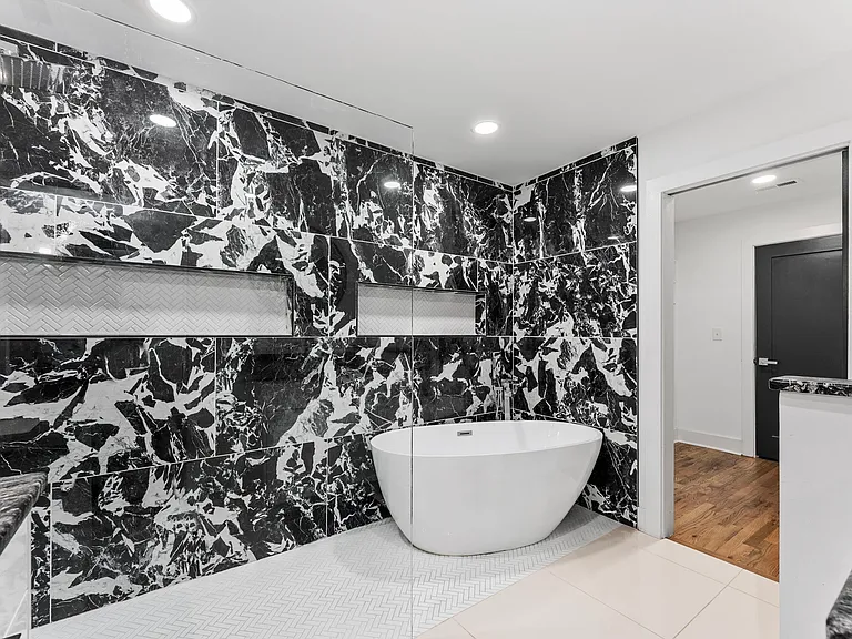 2874 Grand Ave SW #A — Photo 28