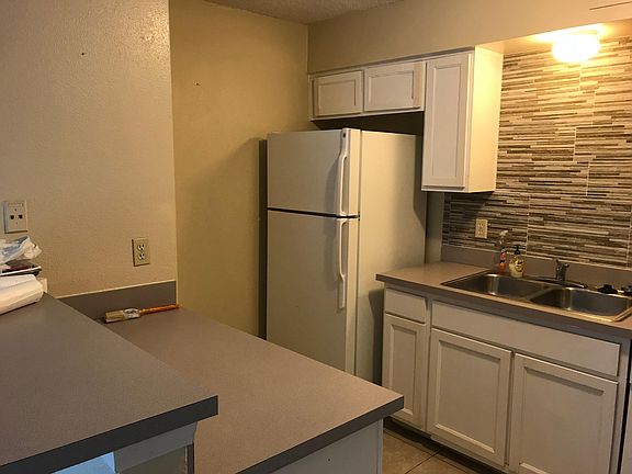 2nd image of 11514 Meadow Pines Ct APT B