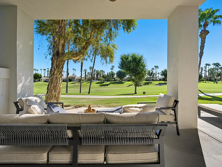 54960 Shoal Crk — Photo 25
