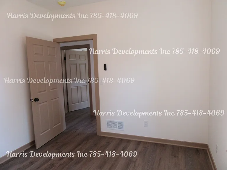 312 S Cherry St — Photo 16