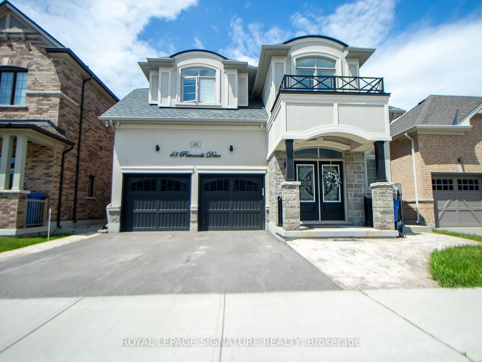 2 bed, $1,900 — Photo 1