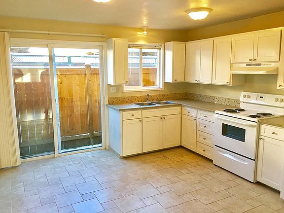 2nd image of 1315 & 1333 W 18th Ave #1333-2