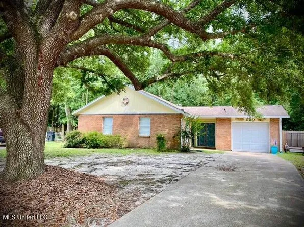 120 Yellowstone Cir, Ocean Springs, MS 39564