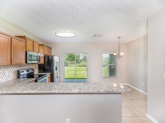 3rd image of 7602 Maroon Peak Dr