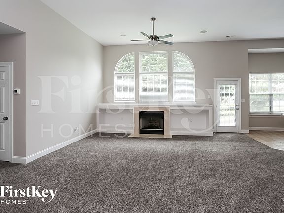 5th image of 9427 Golden Pond Dr