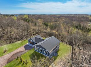 58559 1st St, Calumet, MI 49913