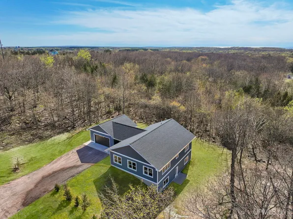 58559 First Street, Calumet, MI 49913