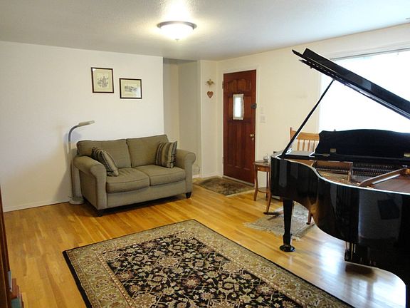 2nd image of 1137 7th Ave NW