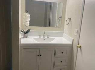 1645 Pyrenees Ave APT 63, Stockton, CA