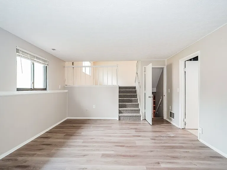 1284 Falene Pl — Photo 11