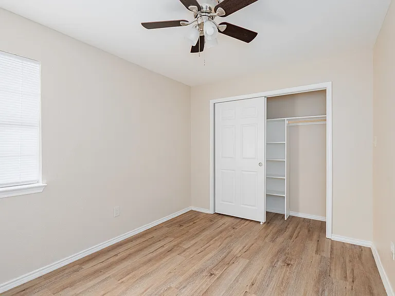 1803 Park Pl — Photo 7