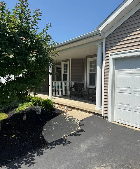 15 Patroon Pointe Dr — Photo 1