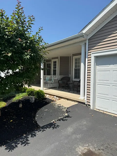 15 Patroon Pointe Dr