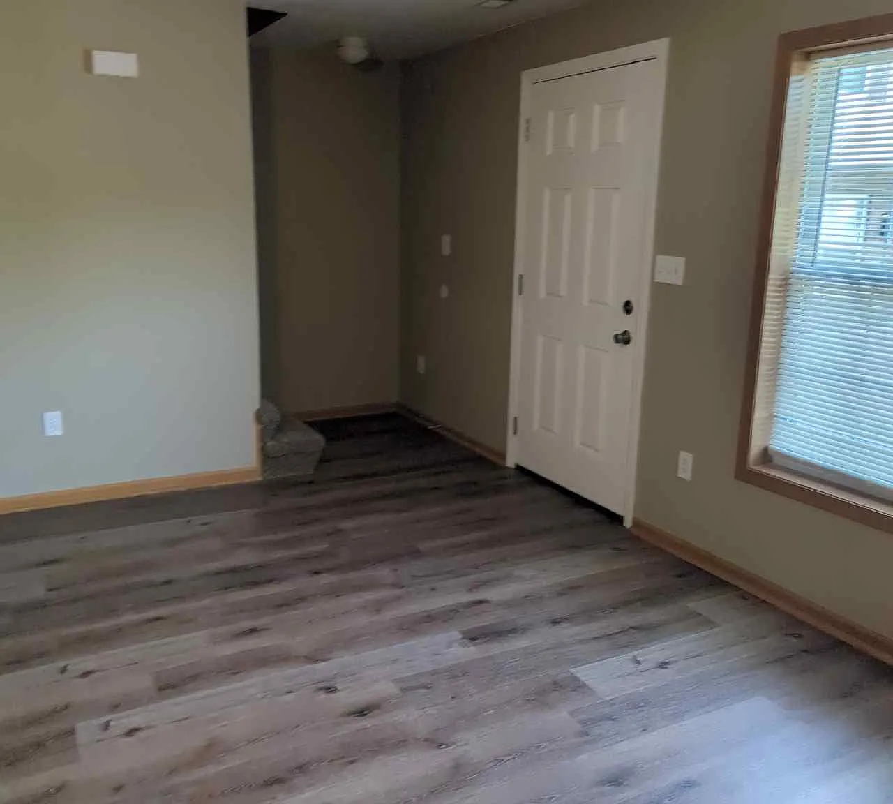 408 Ming St - C — Photo 2
