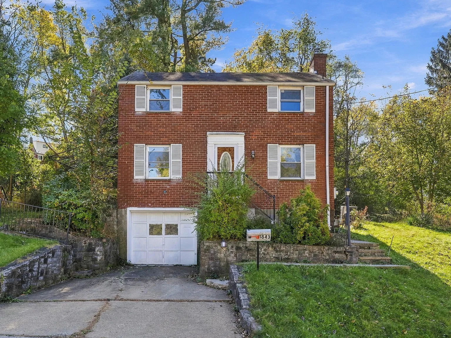 3 bed, 1144 sqft, $2,150 — Photo 1