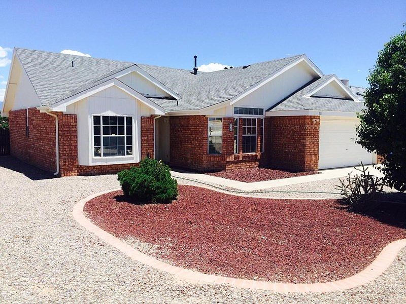 1st image of 58 Marigold Blvd