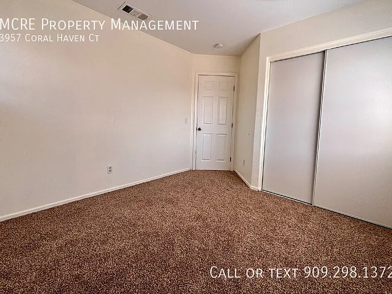 3957 Coral Haven Ct — Photo 26