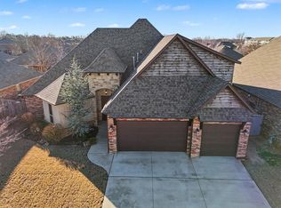 1328 Monterey Dr, Norman, OK 73072