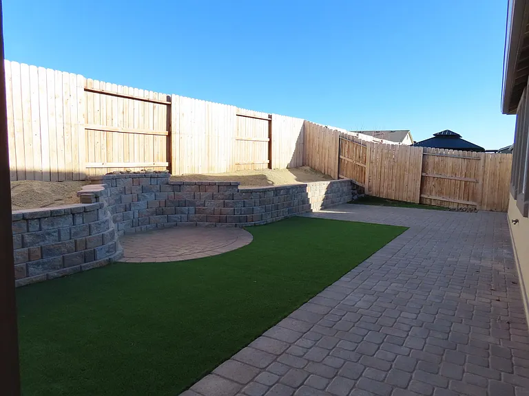 6771 Lookout Peak Dr — Photo 5