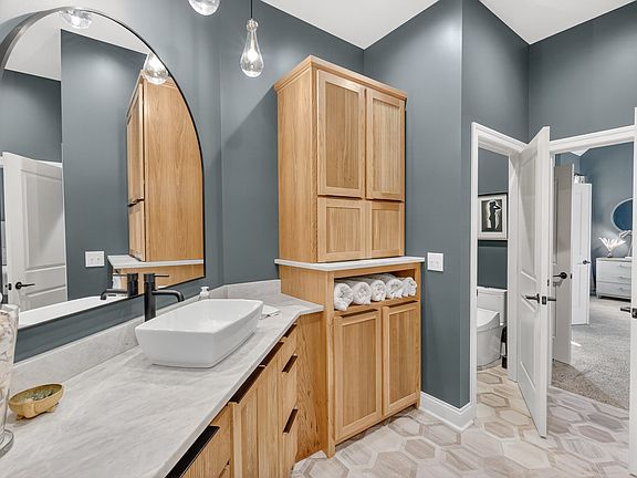 36th image of 157 Giles Ln