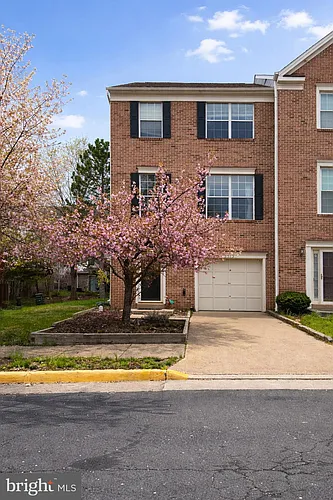 2512 Clover Field Cir Photo 1