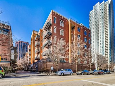 330 N Clinton St APT 507, Chicago, IL, 60661