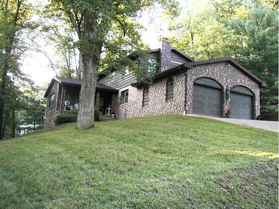1st image of 143 Woodshire Dr