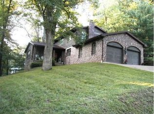 143 Woodshire Dr, Parkersburg, WV 26104