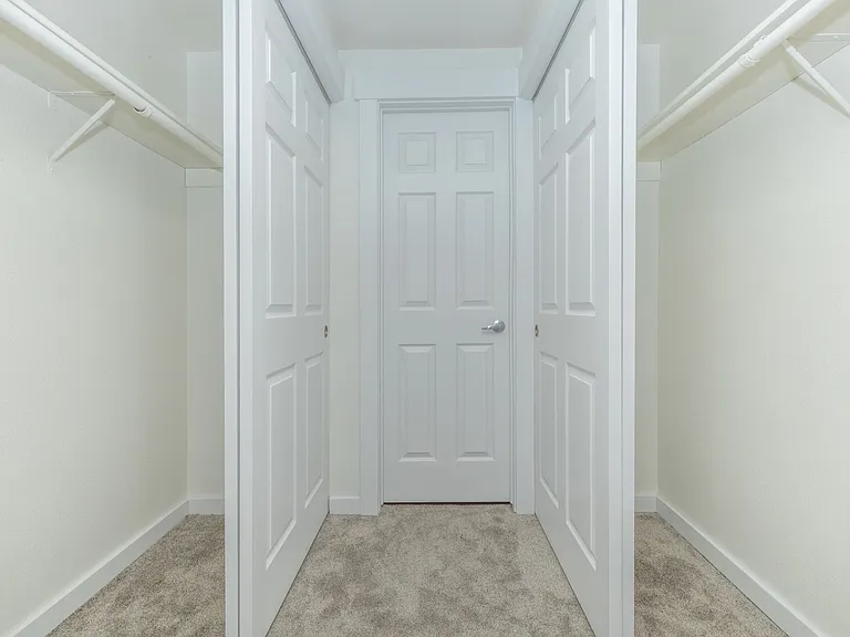Alcove Apartment — Photo 22