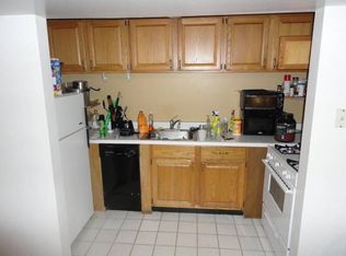 2900 N Racine Ave #2, Chicago, IL 60657